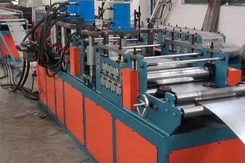 Fire damper forming machine