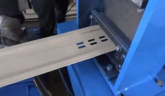 Mobile wall profile forming machine